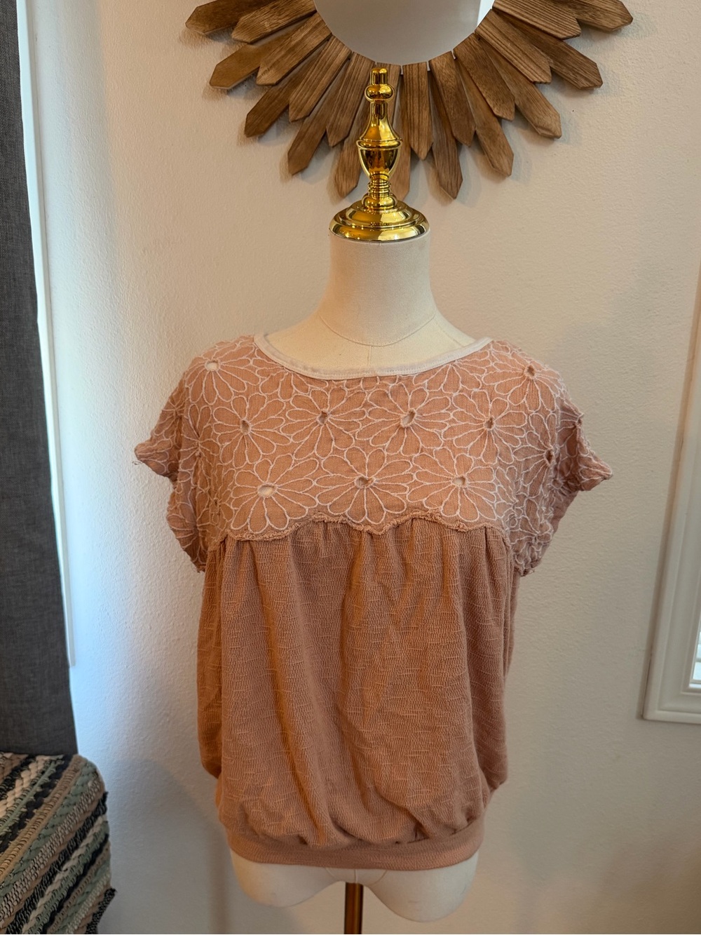 Free People Dusty Rose Floral Embroidered Boho Top M